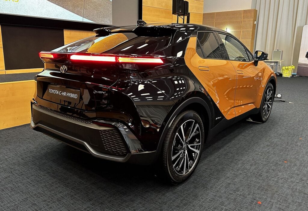 Toyota C-HR 2024