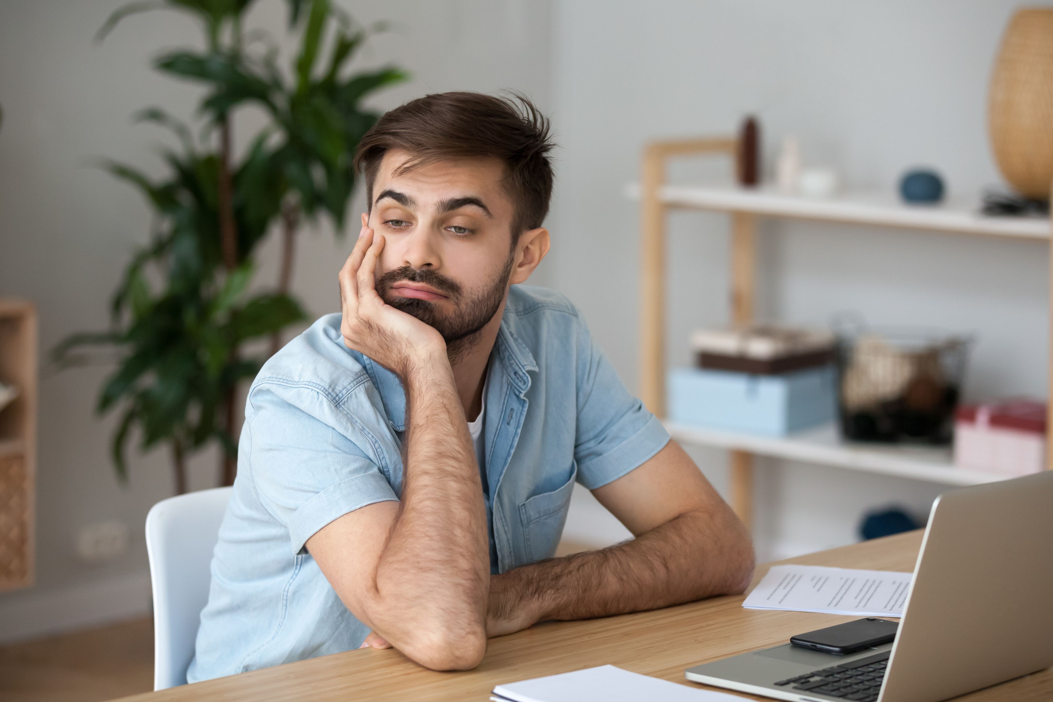 65 proc. Polaków nie czuje, aby kadra zarządzająca starała się zadbać o ich wellbeing (Fot. Shutterstock)