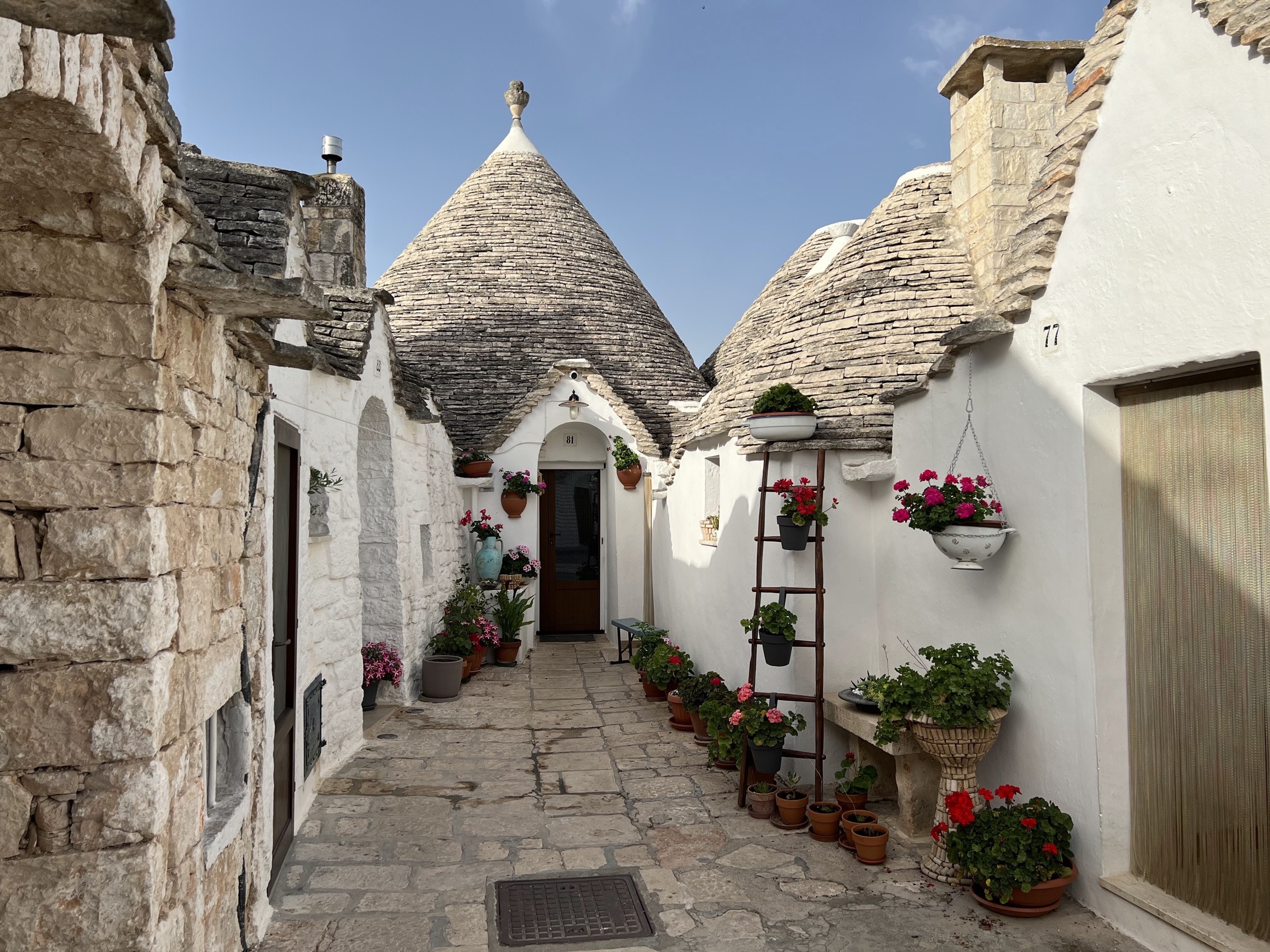 A-trullo-in-Alberobello-Foto-autor-Katryna-Snow.jpg