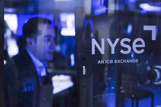 Giełda dzisiaj: Wall Street spada po ostrzeżeniach o zyskach i mocnych danych ekonomicznych