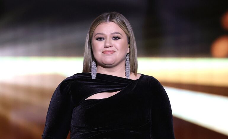 Najbardziej szczere wyznania Kelly Clarkson na temat swoich problemów z wagą: Gwiazda rozważała kiedyś samobójstwo po utracie wagi i została okrutnie zawstydzona w programie American Idol