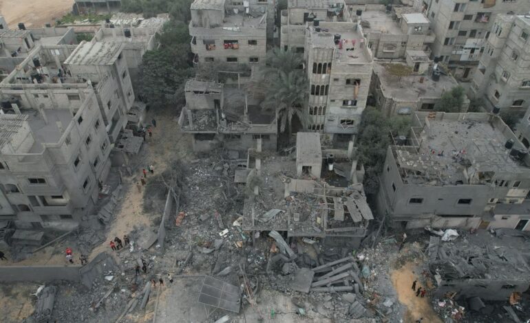 Izrael prowadzi kampanię naziemną w Gazie, a przerwa w komunikacji powoli się kończy