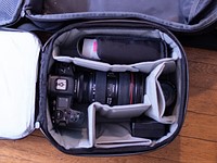 Recenzja Peak Design Camera Cube V2: Wyściełane kieszenie zapewniają bezpieczeństwo aparatu w każdej torbie