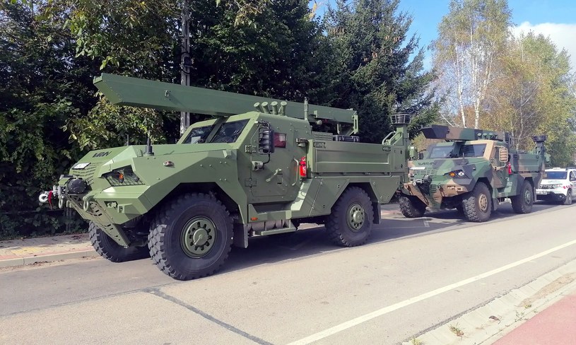 Waran z Autosanu z wyrzutnią dronów systemu Gladius / fot. Huta Stalowa Wola S.A. Oddział Autosan w Sanoku /