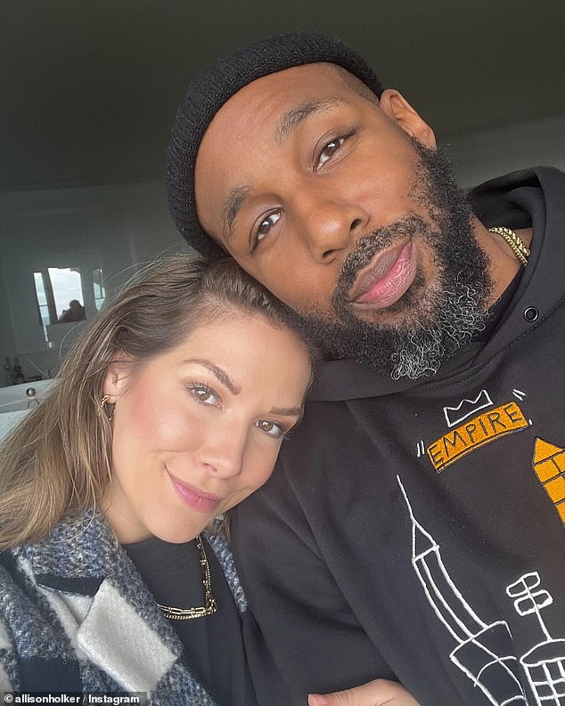 Przeprowadzka: Allison Holker (35 l.) sprzedaje dom, który dzieliła ze swoim zmarłym mężem Stephenem „tWitch” Bossem