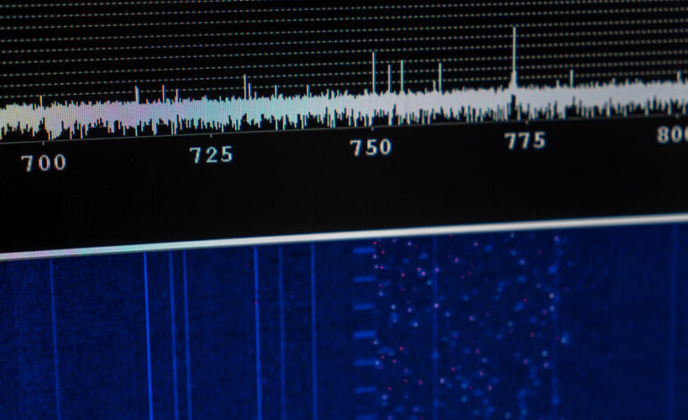 Niewidzialna wojna na Ukrainie toczona za pomocą fal radiowych