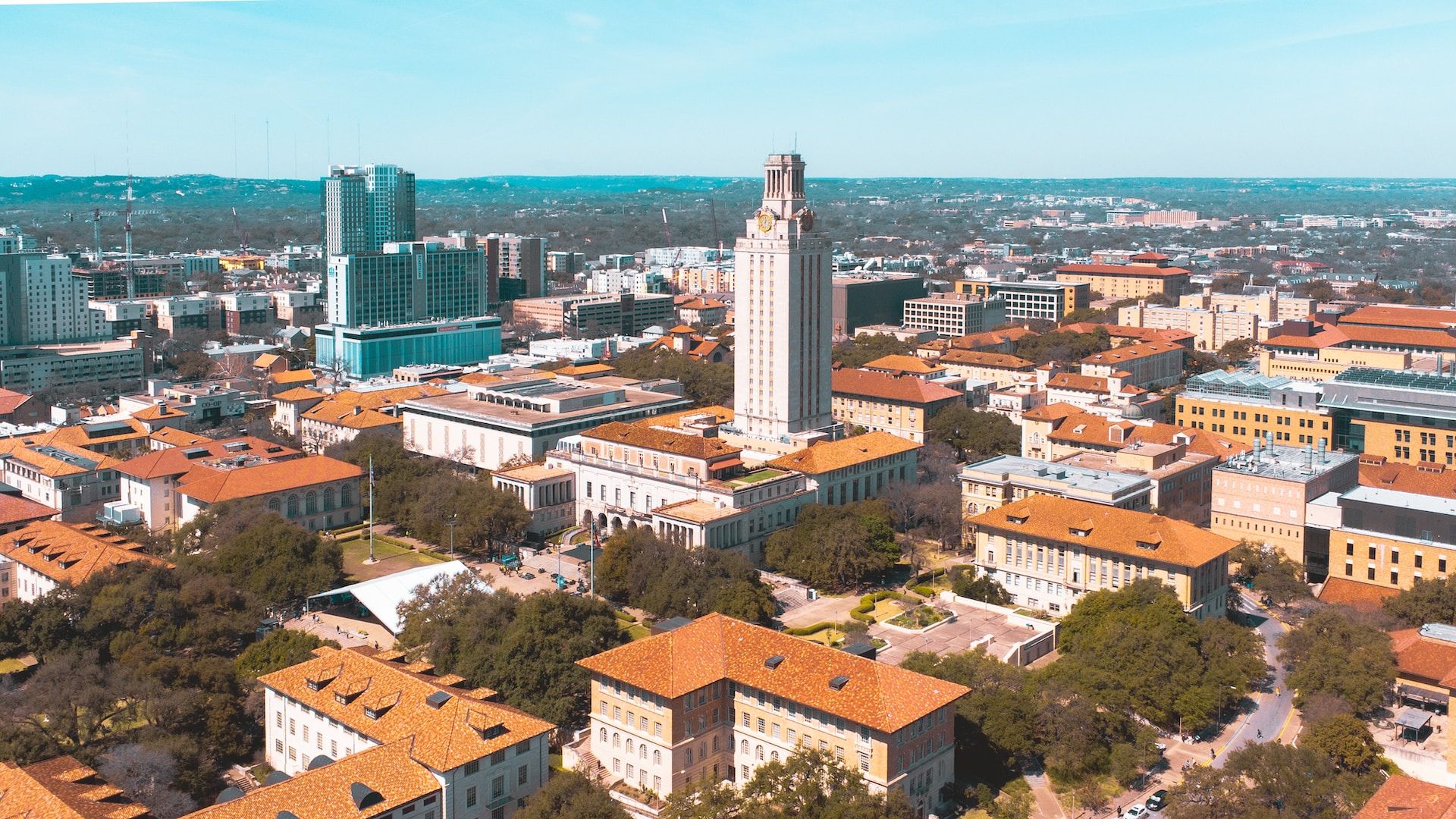 Uniwersytet Teksasu w Austin, Stany Zjednoczone z widokiem na Bell Tower