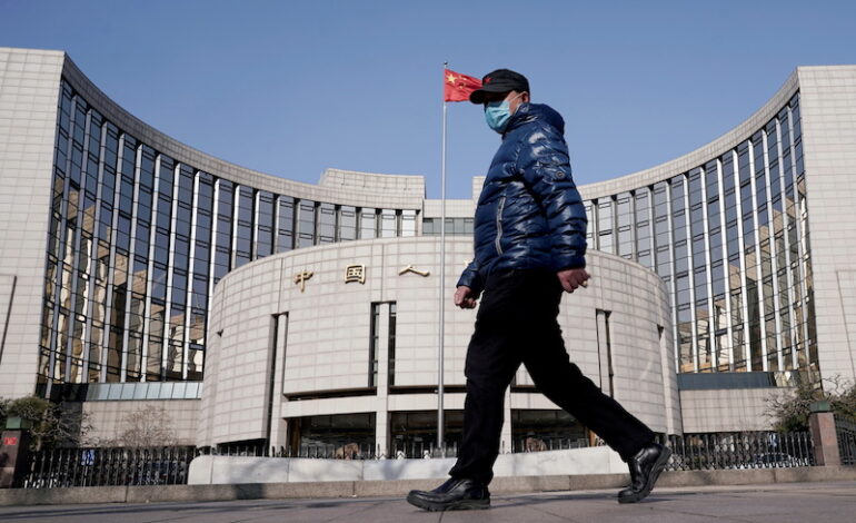 Chaos na rynku pieniężnym w Chinach pokazuje napięty zestaw celów gospodarczych