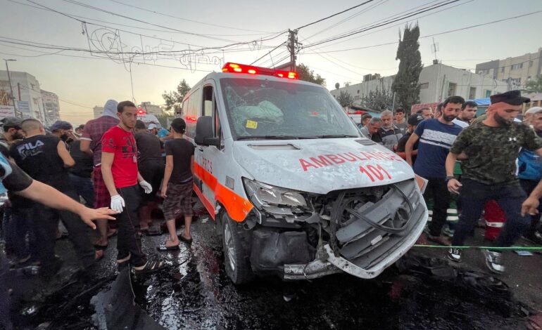 Izrael atakuje ambulans w szpitalu Al-Shifa w mieście Gaza