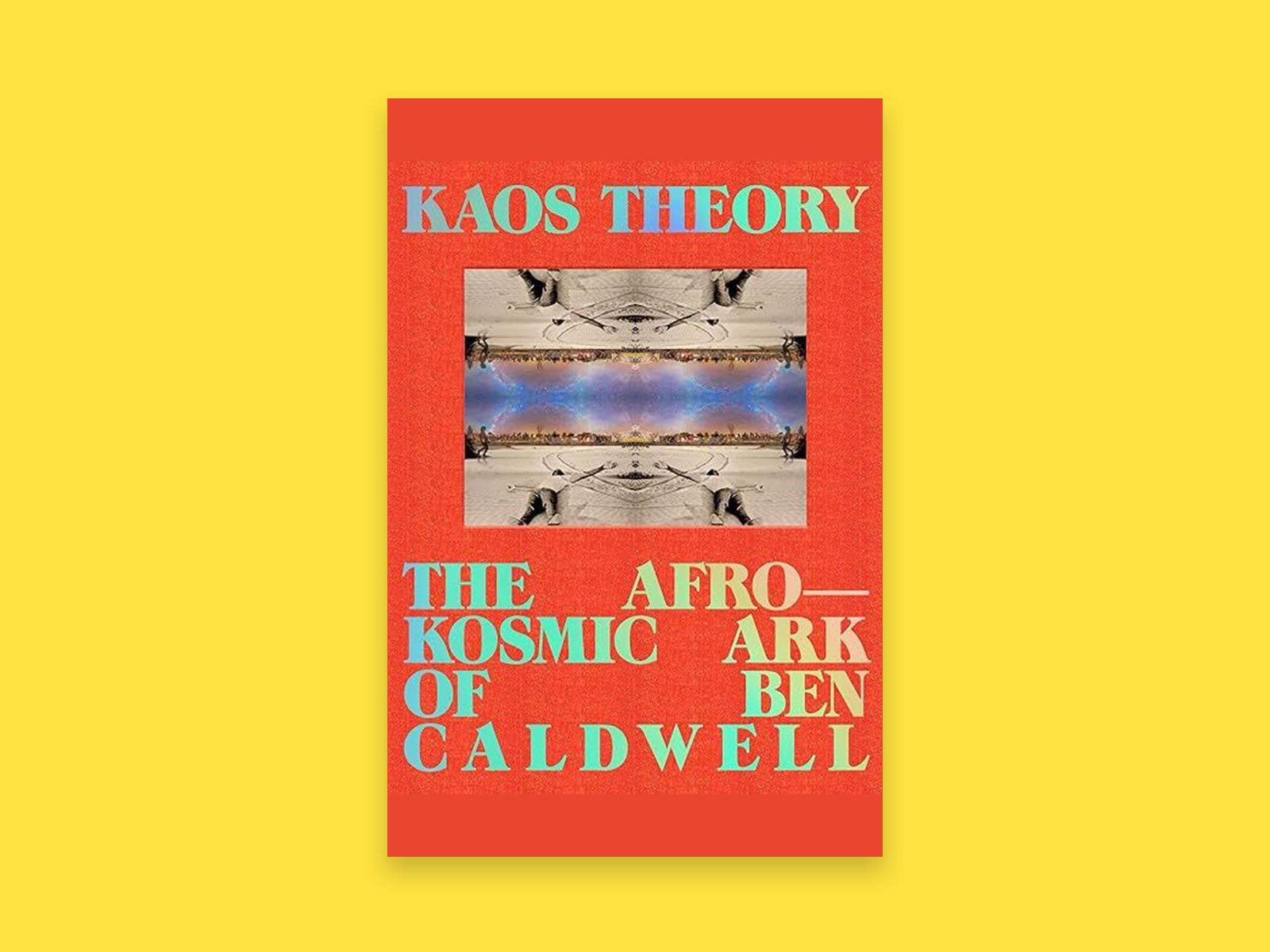 Okładka książki „Teoria KAOS” na żółtym tle.