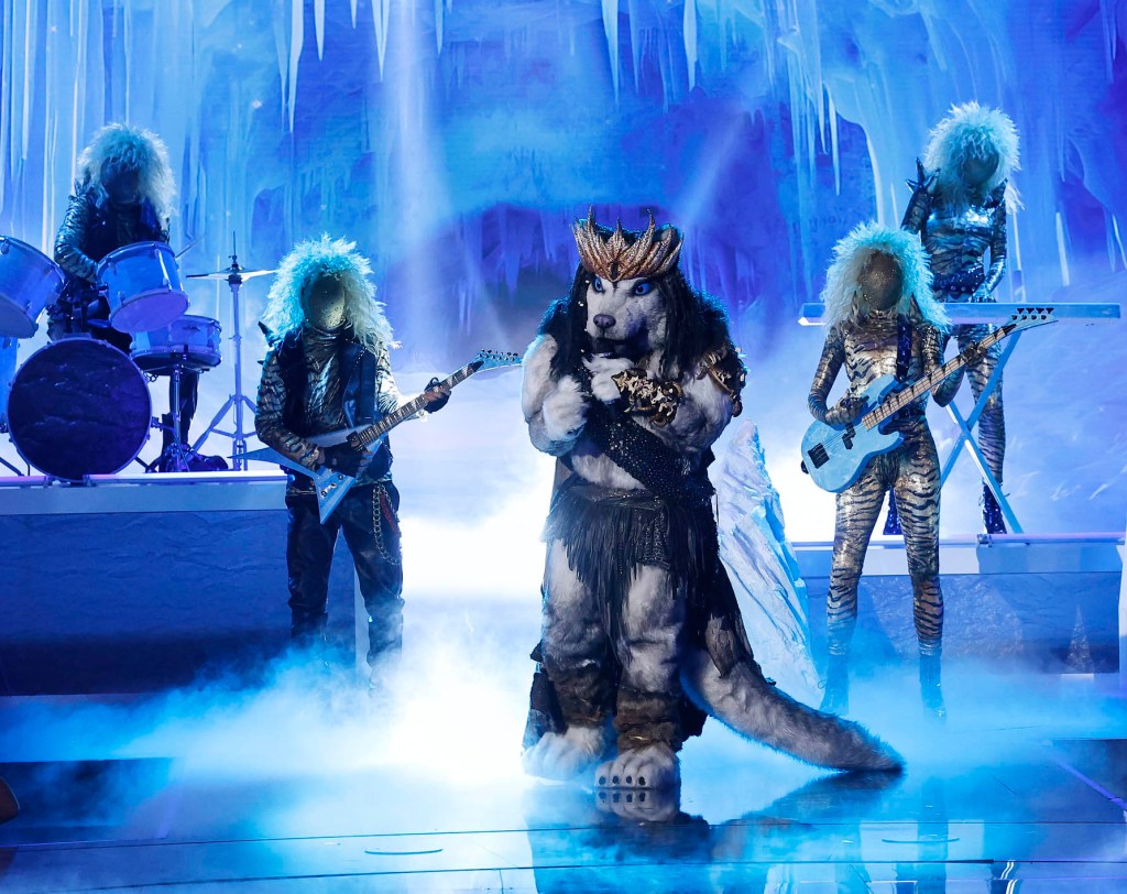 THE MASKED SINGER: Husky w odcinku „I Wanna Rock” programu THE MASKED SINGER wyemitowanego w środę, 6 grudnia (20:00–21:02 ET/PT) na antenie FOX.  CR: Michael Becker / FOX.  ©2023 FOX Media LLC.