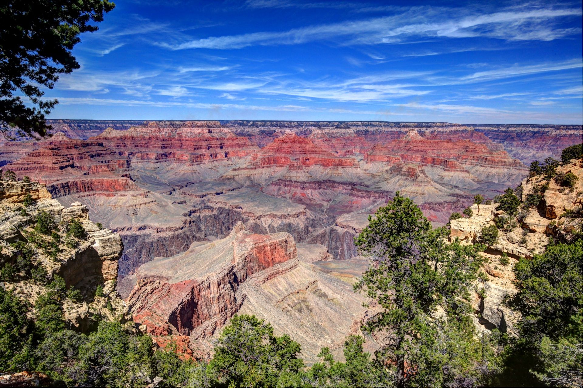 Niesamowity panoramiczny widok na liście na południowej krawędzi, Wielki Kanion, Arizona, USA