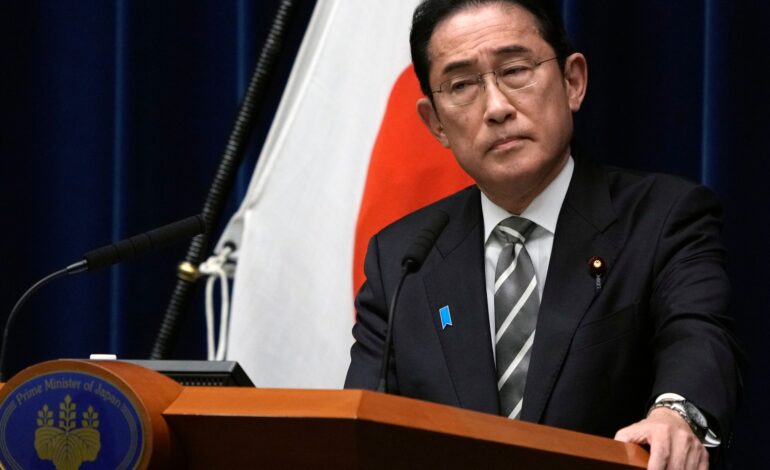 Ministrowie odeszli ze stanowiska, gdy premier Japonii Kishida walczy o zaufanie w obliczu skandalu związanego z oszustwami |  Wiadomości polityczne
