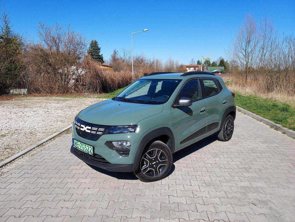 Dacia Spring to najtańszy 4-osobowy elektryk w Polsce (od 106,9 tys. zł)