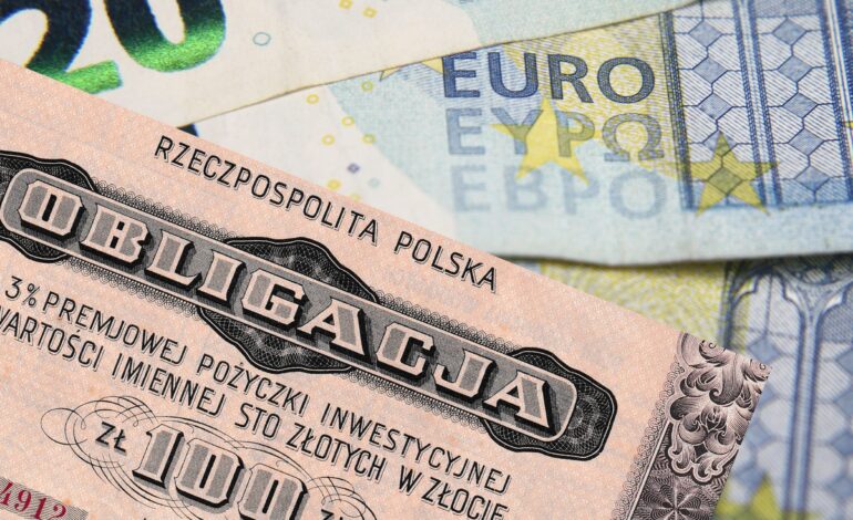 Firmy emitują obligacje denominowane w euro. Idą jak woda