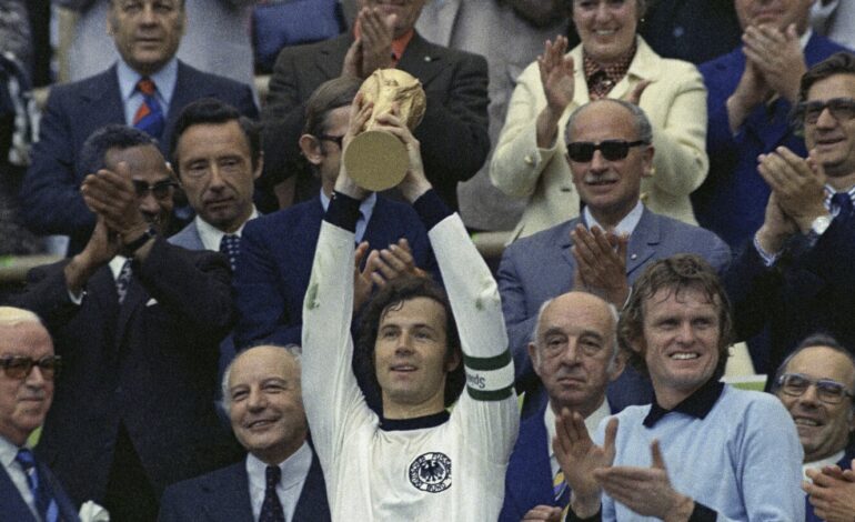 Franz Beckenbauer: niemiecki piłkarz i trener umiera w wieku 78 lat