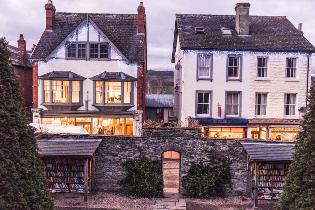 Jak spędzić trzy dni w Anglii i Walii: 72-godzinna podróż po perełkach południowo-zachodniej Anglii i południowej Walii: Brecon Beacons, Wells, Tretower, Castles, Hay-on-Wye itp.: Hay-on-Wye