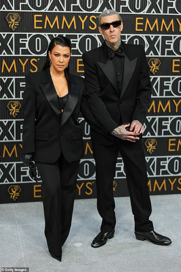 Na początku tego miesiąca on i Kardashian byli razem na pierwszym czerwonym dywanie od narodzin syna podczas ceremonii rozdania nagród Emmy (na zdjęciu 15 stycznia)