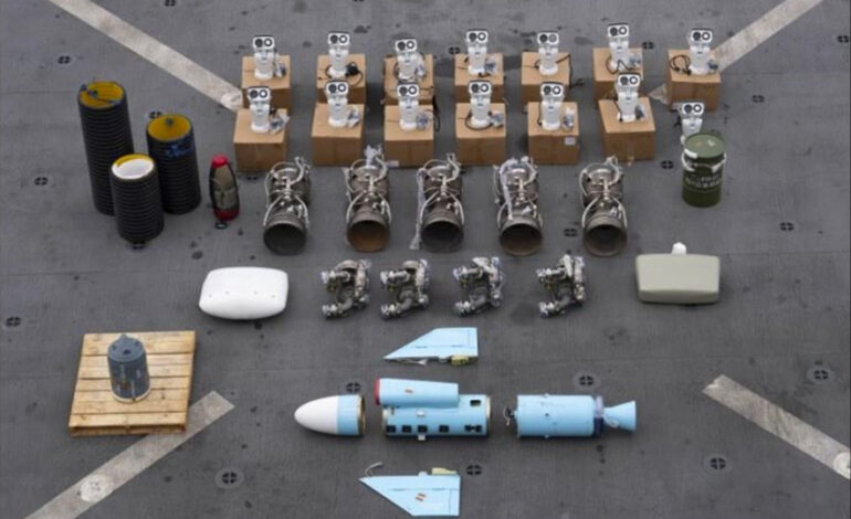 Wojsko amerykańskie przejmuje części irańskich rakiet przeznaczonych dla rebeliantów Houthi podczas nalotu, w którym zaginęło 2 żołnierzy SEAL