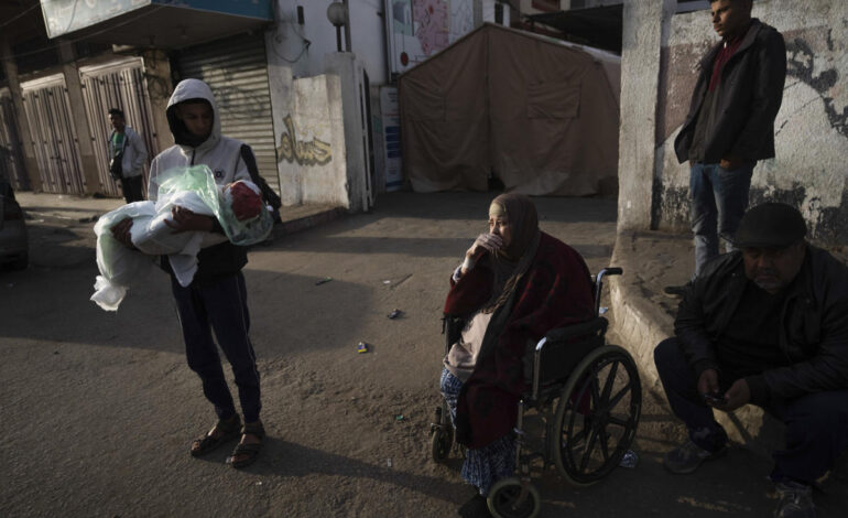 Lekarstwa dla zakładników i Palestyńczyków docierają do Gazy w ramach pierwszego porozumienia między Izraelem a Hamasem od listopada