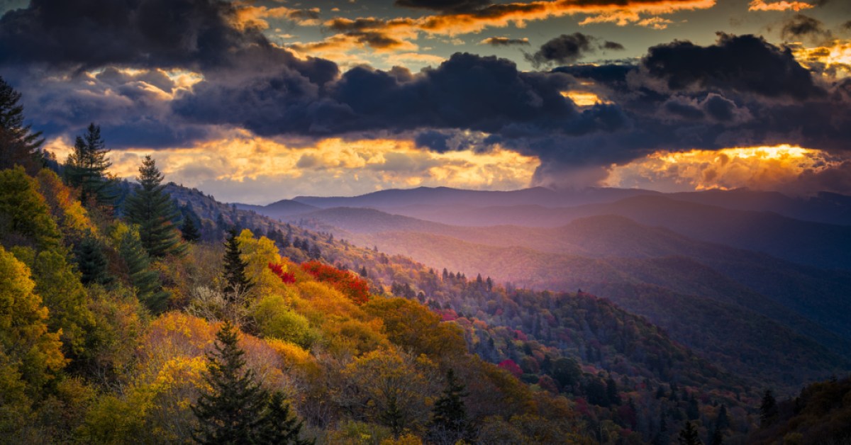 fioletowe góry Parku Narodowego Great Smoky Mountains