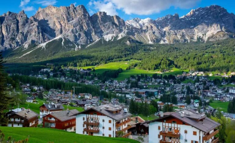 Cortina d’Ampezzo to jedno z najbardziej ekskluzywnych zimowych miejsc we Włoszech