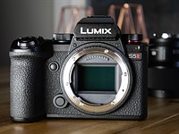 Skorzystaj z Panasonic Lumix DC-S5 II