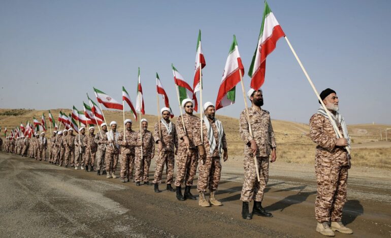 Iran ostrzega USA przed groźbą eskalacji po atakach odwetowych na wspierane przez Iran cele w Iraku i Syrii