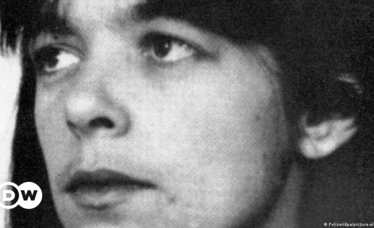 Aresztowana skrajnie lewicowa podejrzana o terroryzm RAF, Daniela Klette – DW – 27.02.2024