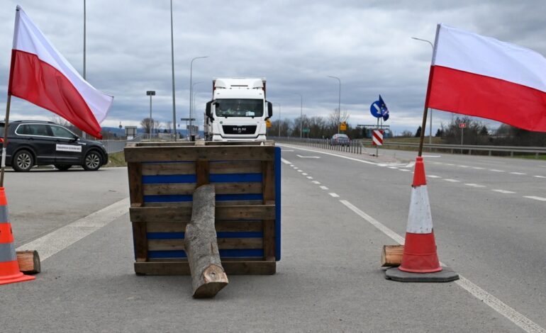 Rolnicy będą mieli wsparcie. Kolejna grupa zacznie blokować przejścia graniczne