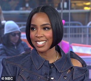 Kelly Rowland „wychodzi z dzisiejszego programu jako gościnna gospodarz, ponieważ garderoby nie były na odpowiednim poziomie”, zostawiając Hodę Kotb „w pośpiechu”