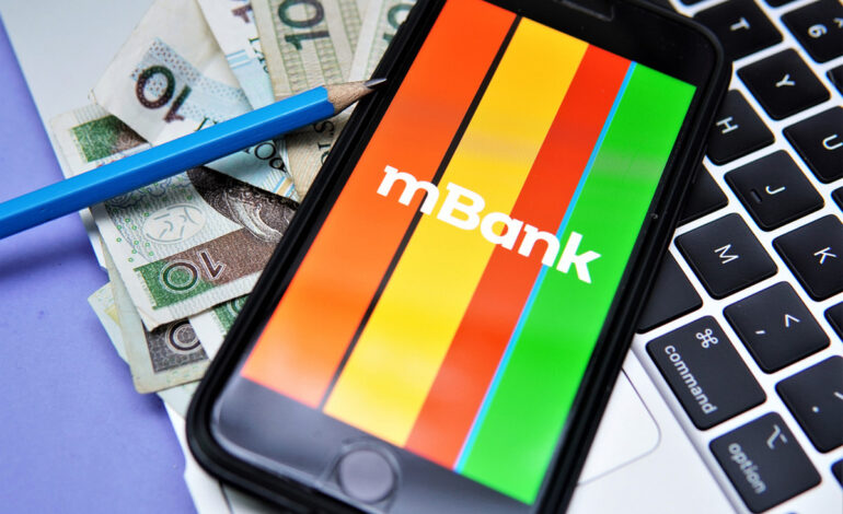 Nie tylko mBank podnosi prowizje i opłaty. Tak zdrożeją usługi bankowe
