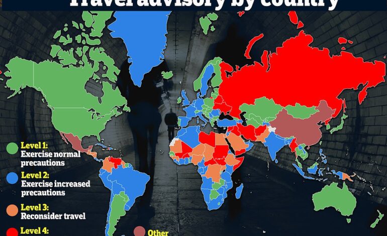 Otwierająca oczy mapa ukazuje WIELE miejsc na świecie, do których Amerykanom zaleca się, aby NIE podróżowali – po tym, jak dwie kobiety stwierdziły, że zostały zgwałcone na Bahamach, nieświadome ostrzeżeń dotyczących bezpieczeństwa