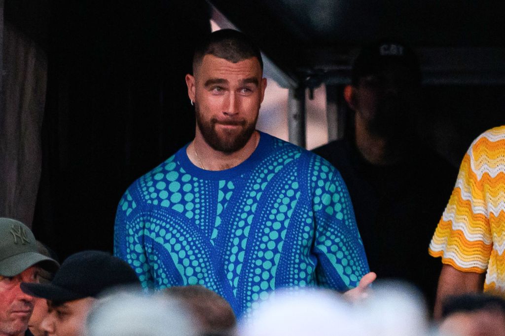 Travis Kelce na trasie Taylor Swifts Eras Tour w Australii. 