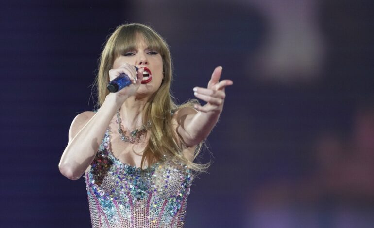 Taylor Swift spodziewała się niezwykłej podróży z Tokio do Super Bowl.  Czy uda jej się zdążyć?