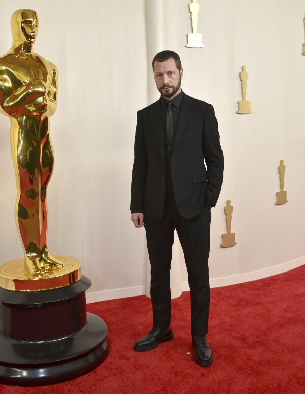 Mścisław Czernow pojawi się na gali wręczenia Oscarów w niedzielę, 10 marca 2024 r. w Dolby Theatre w Los Angeles.  (Zdjęcie: Richard Shotwell/Invision/AP)