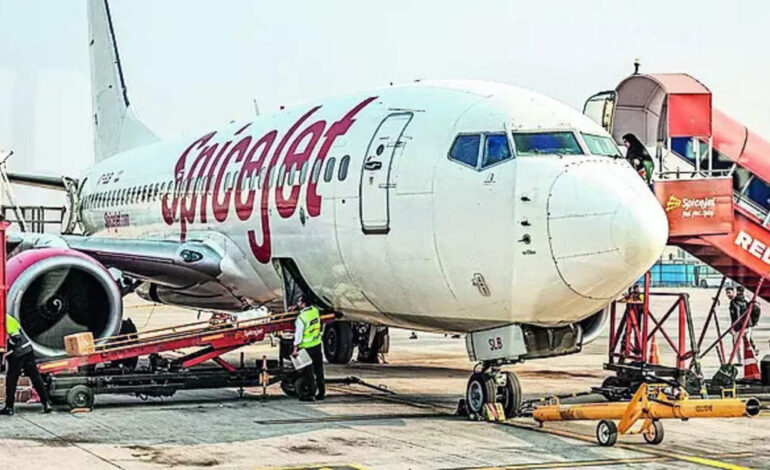 SpiceJet zwalnia trzech dyrektorów w związku z oszustwami związanymi z lotami czarterowymi