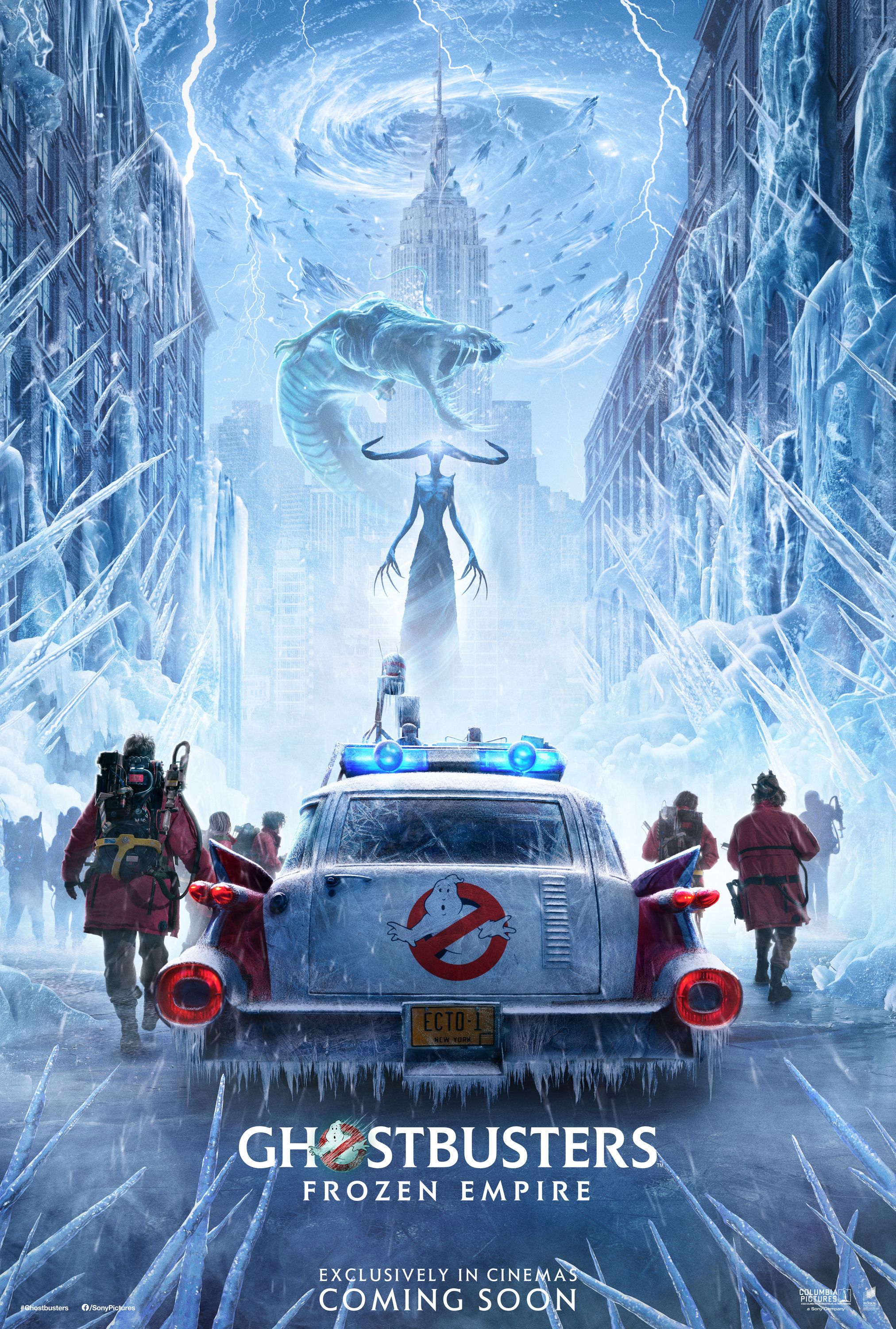   Carrie Coon, Mckenna Grace, Annie Potts w Ghostbusters Frozen Empire 2024 Nowy plakat filmowy