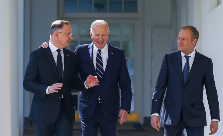 Polski prezydent i premier odwiedzają Biały Dom, aby uczcić 25-lecie Polski w NATO