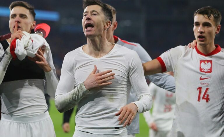 Polska pokonała Walię po „okrutnych” karach i zakwalifikowała się do Euro 2024