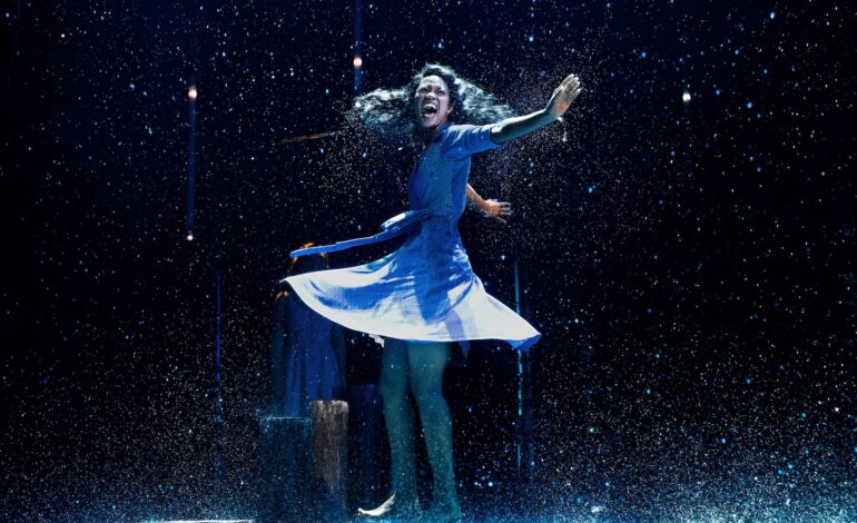 Recenzja „The Notebook”: przedstawienie na Broadwayu doprowadzi superfanów do płaczu, ale to wszystko