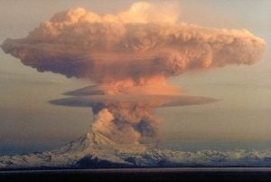 chmura grzybów opcji nuklearnej