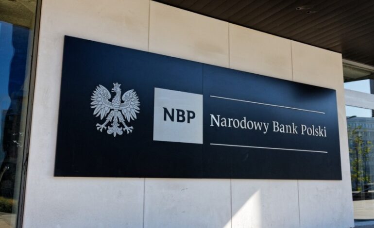 bne IntelliNews – Polski bank centralny podzielił się w sprawie lojalności wobec Głapińskiego w obliczu nacisków rządu, aby go usunąć