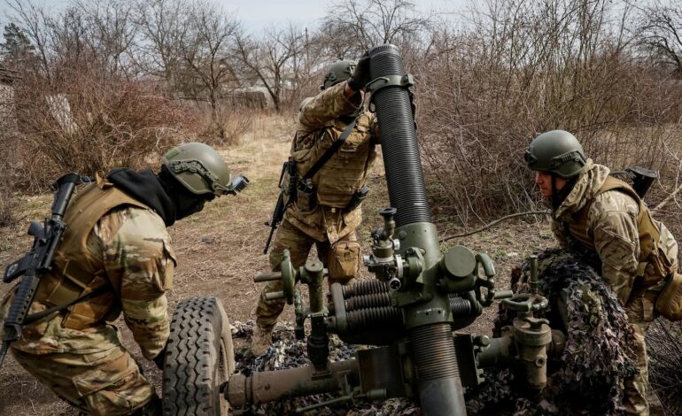 Ukraińskie ataki dronów uderzyły w rosyjskie zakłady naftowe, bojówki atakują Rosję
