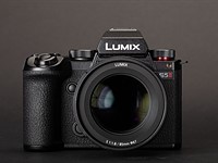 Panasonic Lumix DC-S5 II dodany do sceny studyjnej