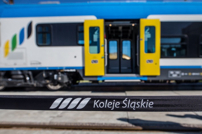 Nowy rozkład jazdy Kolei Śląskich. Będą kolejne duże utrudnienia na linii do Katowic i Bielska-Białej