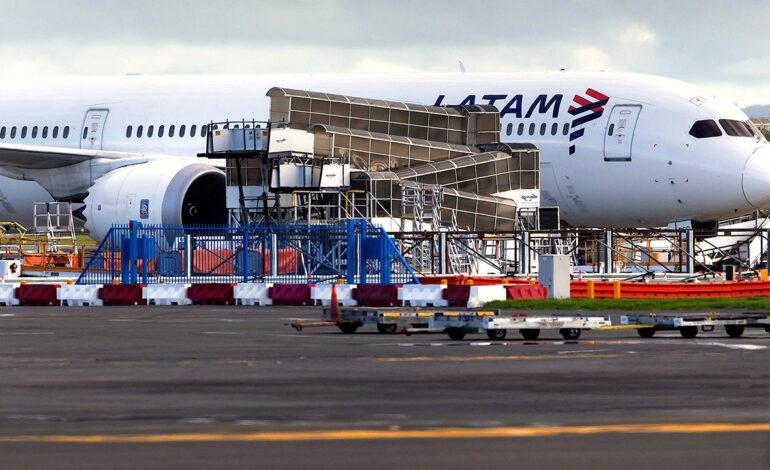Pasażerowie opisują horror, jaki wydarzył się podczas lotu liniami LATAM Airlines, który leciał do Nowej Zelandii