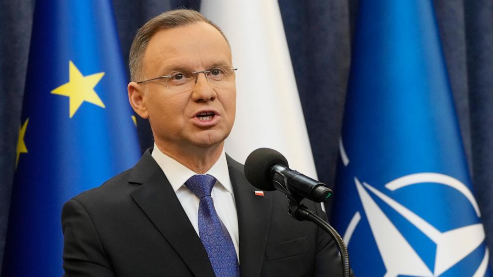 Prezydent Polski wzywa sojuszników z NATO do zwiększenia wydatków na obronność do 3% PKB
