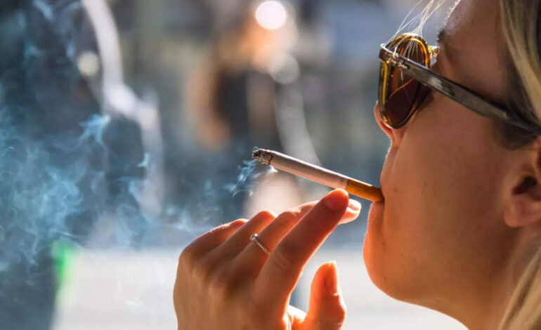 Zdaniem ekspertów z ET HealthWorld palacze tytoniu są bardziej narażeni na gruźlicę