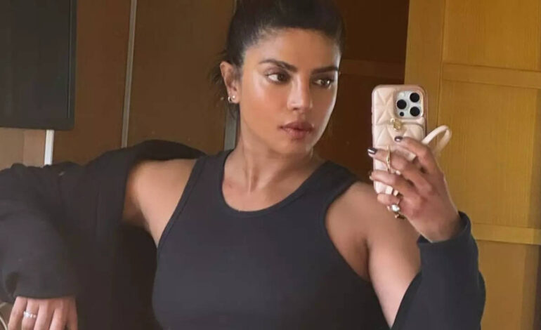 Priyanka Chopra pochwaliła się swoją wysportowaną sylwetką na „selfie pomiędzy ujęciami” z planu zdjęciowego Głowy państw |  Wiadomości filmowe w języku hindi